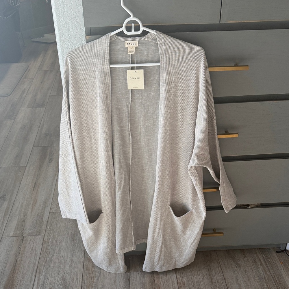 DONNI. Women's Light Gray Open Cardigan